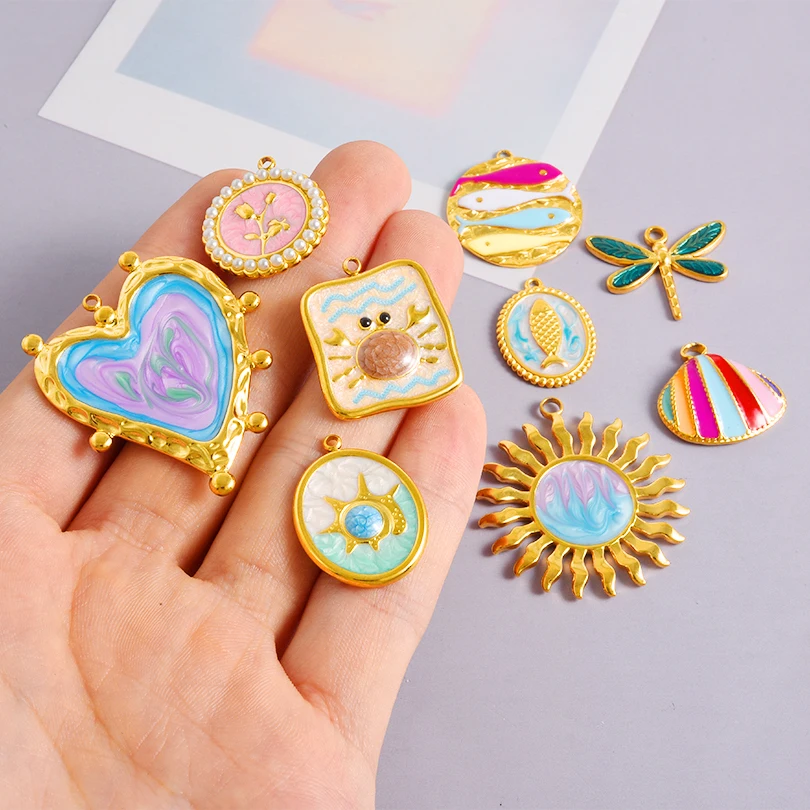 

7Pcs Gold Color Geometry Waterproof Heart/Shell/Dragonfly/Sunflower Creative Colorful Pendant Stainless Steel Charms Jewelry
