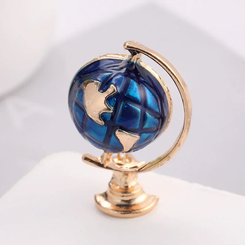 1Pc Fashion Globe Brooch for Men Women Creative Globe Brooches Pin Accessories Decorations Party Gifts 2026