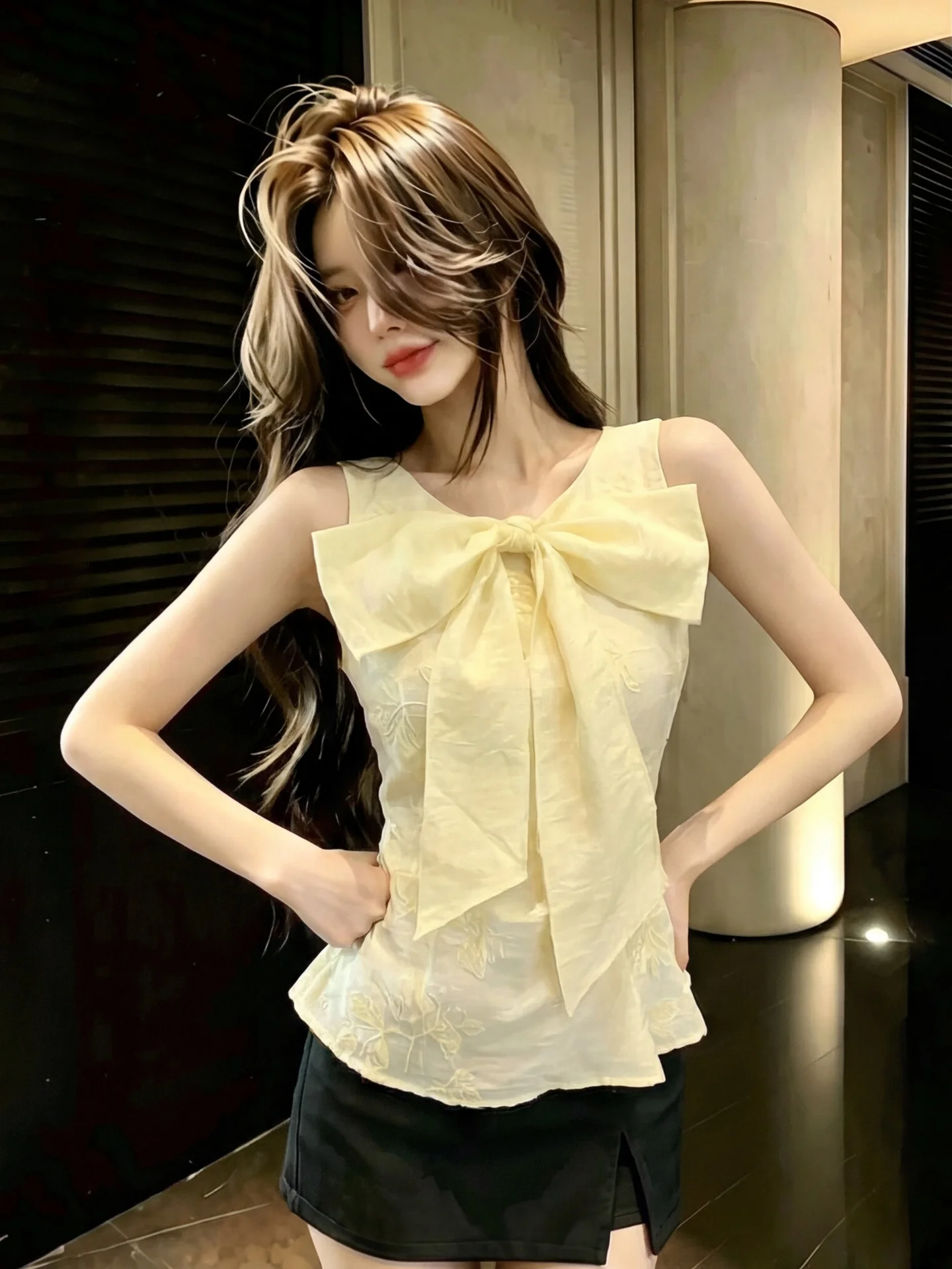 

Summer New Style Thin round Neck Sleeveless Vest Women's Fashionable Unique Knot Sash Top Sweet Style Body Shape