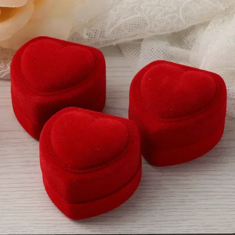 Flocking Red Heart Shape Ring Boxes Jewelry Earrings Display Cases Holder Gift Box Wedding Ring Box Counter Packaging Rings