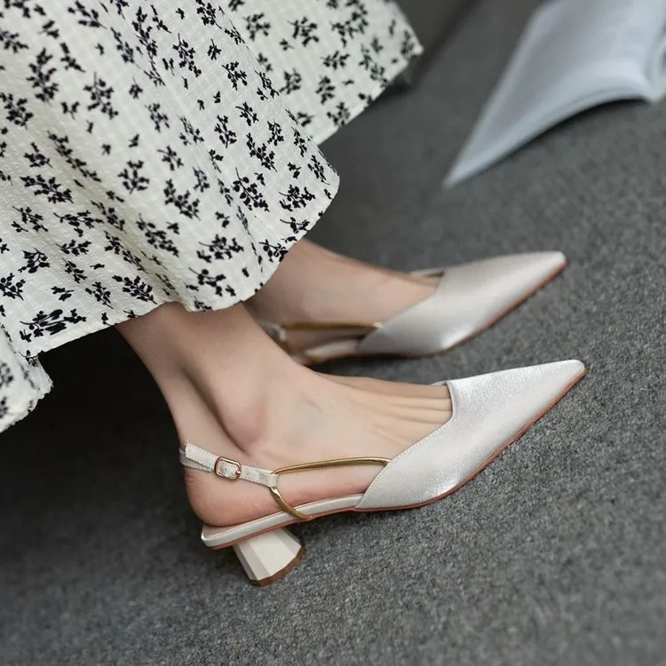 

French Vintage Pointed-Toe Sandals 2026 New Women's Spring and Summer Versatile Fairy Style Casual Mid-Heel Shoes