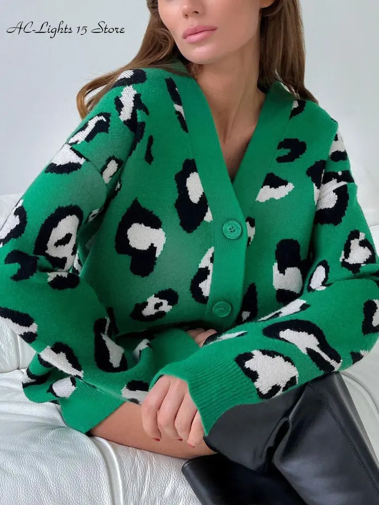 Winter Green Leopard Print Cardigan for Women Lazy Oversize Jacket with Buttons Loose Thick Warm Knitted Cardigan Women 2023 New