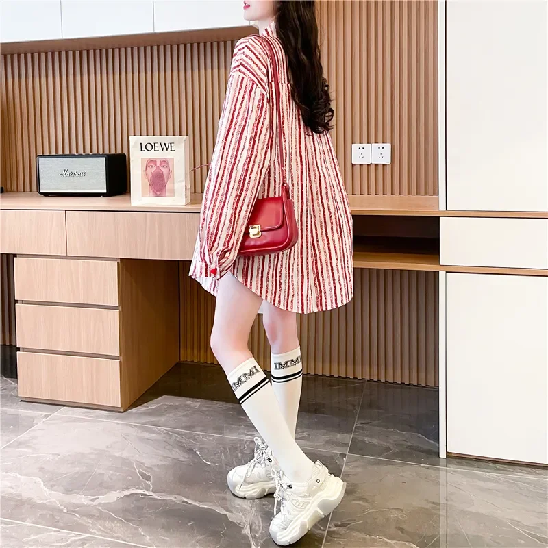 Printemps automne mi-long rayure chemise manteau femmes 2026 nouvelle mode lâche loisirs crème solaire chemise bouton amour motif Blouse femme