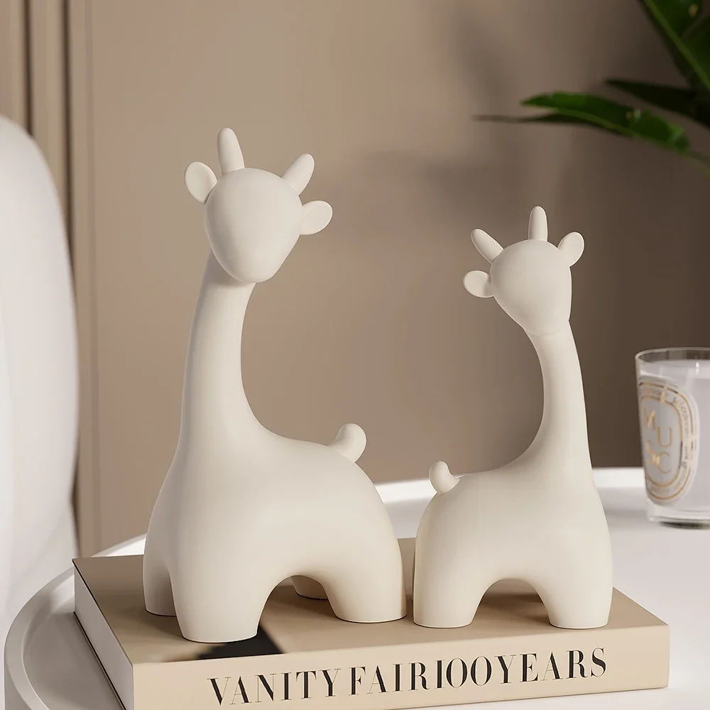 Modern Style Exquisite Deer Statue Office Sculpture Home Ornaments Accessories Figurines Wedding Gift Desktop Decoration