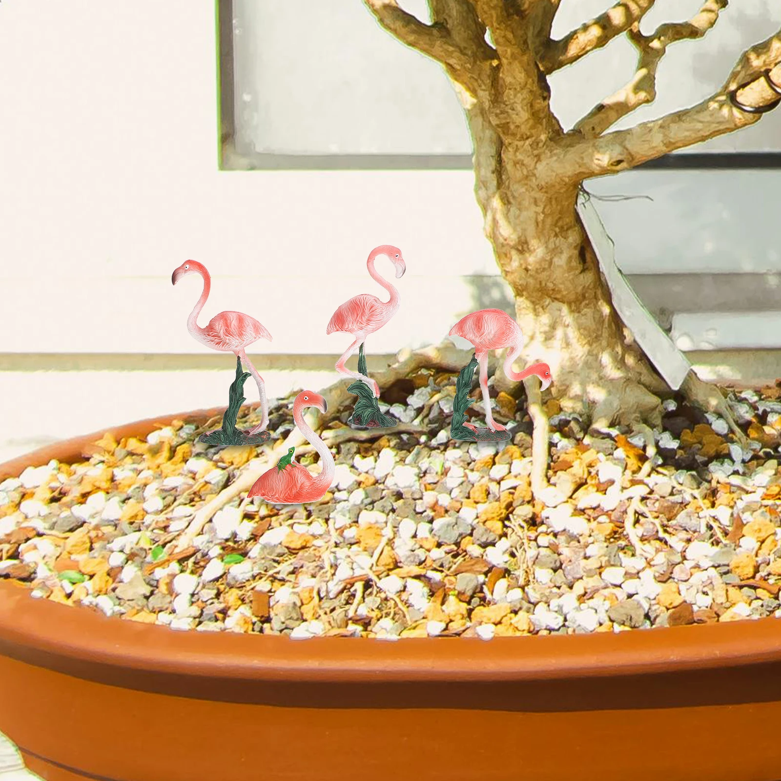 

4pcs Resin Garden Statue Flamingo Cute Lawn Decoration Outdoor Garden Decor Mini Flamingo Statues Terrarium Decor Backyard
