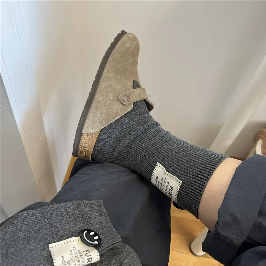 Women Vintage Cotton Medium Tube Socks Cloth Label Letter Thick Needle Winter Warm Japanese Solid Casual Sports Couple Socks