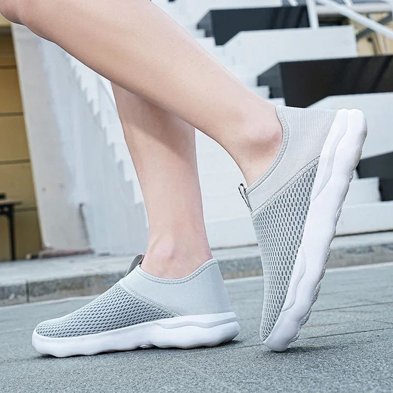 2023 Hot Sale Men's Shoes Slip on Men's Vulcanize Shoes Spring and Autumn Solid Net Cloth Mid Heel Casual Breathable Sneakers