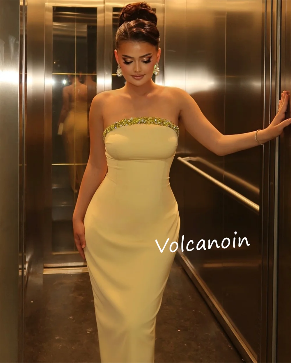 Abiti lunghi senza spalline con paillettes in jersey personalizzato Abiti lunghi senza spalline Occasioni su misura Serata formale Semplice squisito