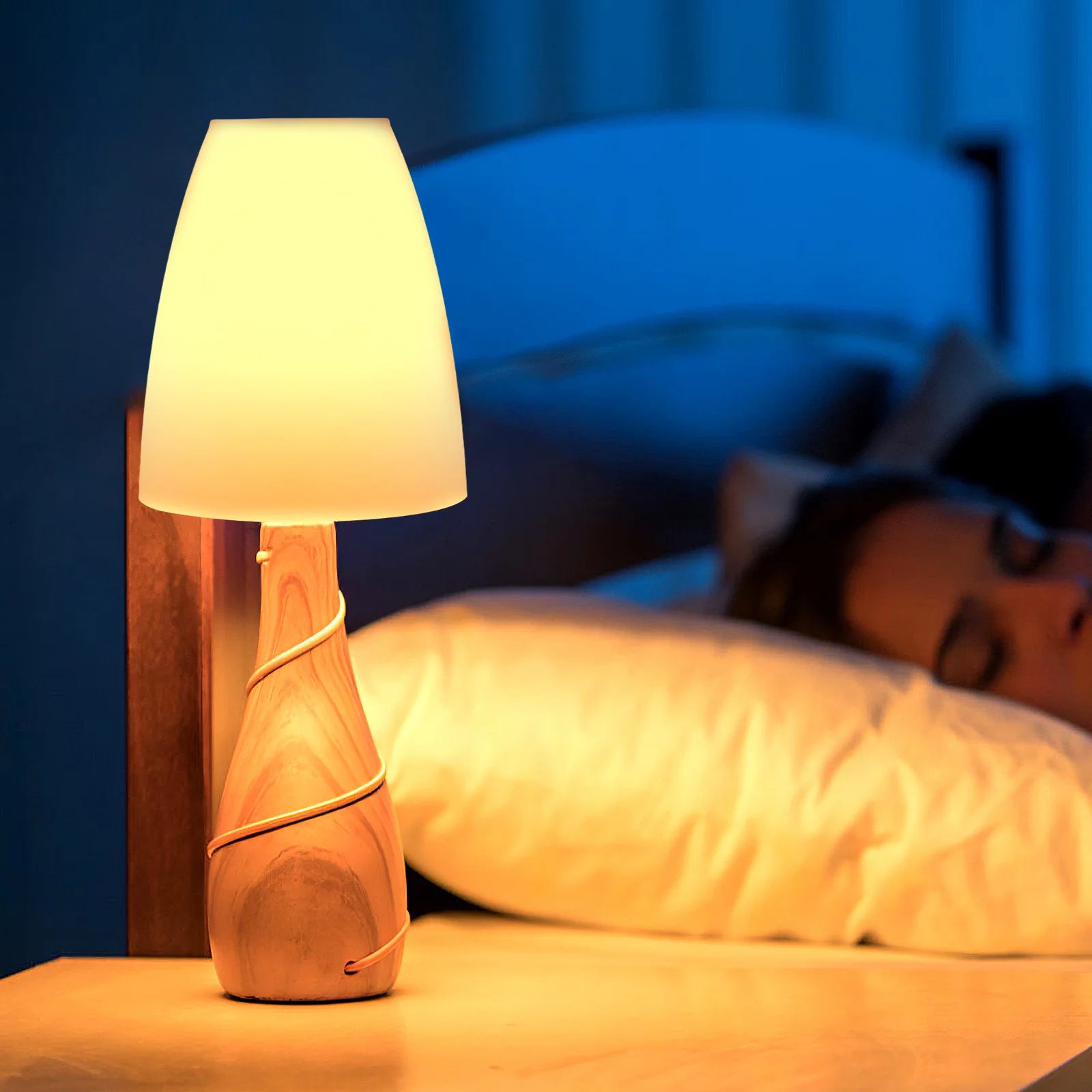 

2pcs Plastic Lamp Shade Horseshoe Table Lamp Cover Modern Simple Design For Desk Bedside Floor Light Replacement