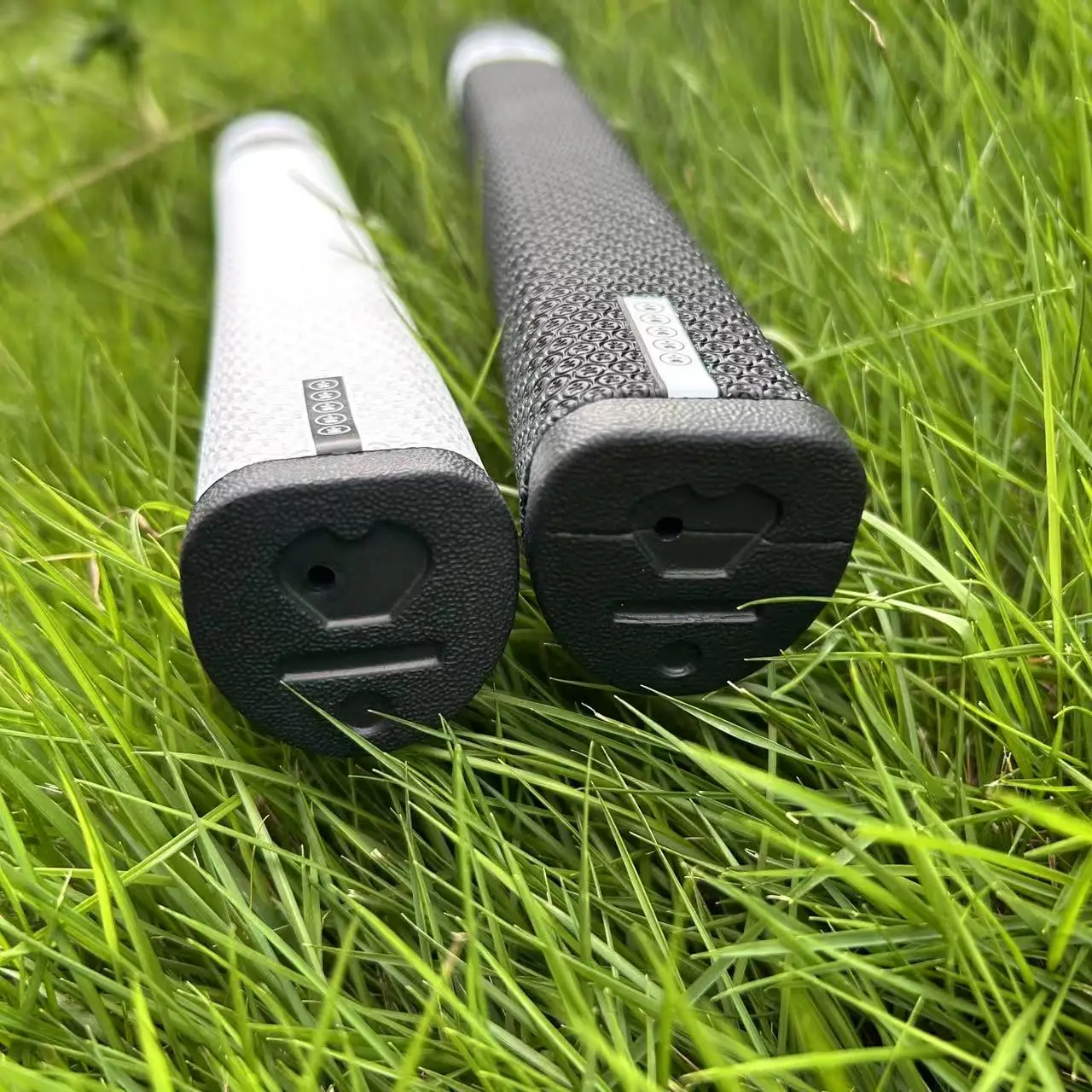 قبضة مضرب الجولف LAB عالية الكثافة من البولي يوريثان، طبقة ممتصة للصدمات، أنماط متسامحة ومضادة للانزلاق