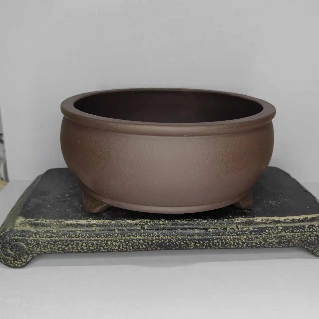 Hot sale 7'' Round Shape Purple Clay Bonsai Pot With cloud feet desgin