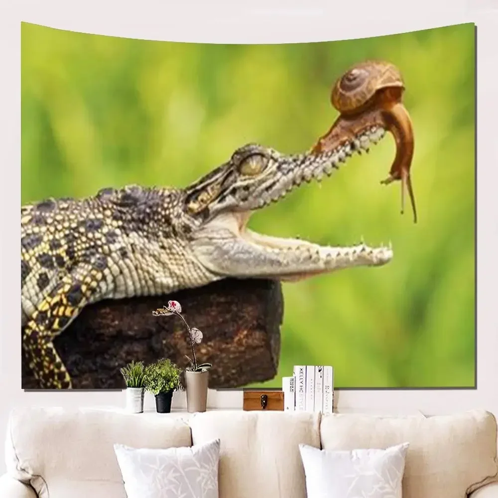 Crocodile Tapestry Alligator Tapestries Wildlife Animal Wall Hanging for Children Boys Teens Crocodiles Wall Art Decorative Room