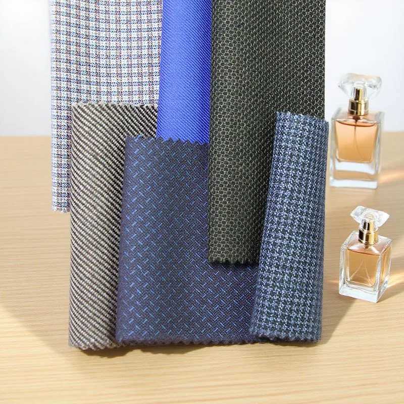 tissu-en-melange-de-laine-serge-2-2-de-haute-qualite-a-reflets-fonces-et-trame-claire-extensible-pour-la-confection-de-vetements-de-createurs