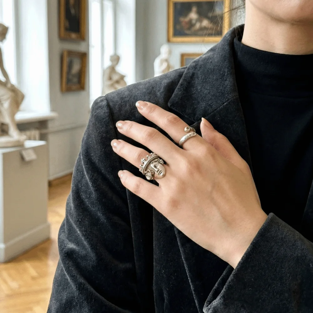 Anillo Apilable de Corona de Venus y Máscara de Mascarada Scc046566391544f2b295bb4951dd4f10T