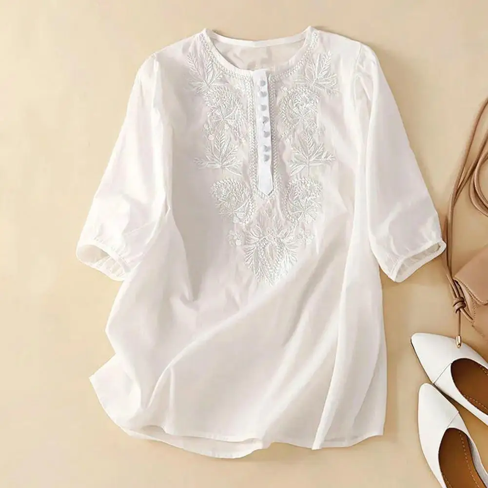 Ladies Top Embroidered Round Neck Summer Blouse Elegant Short Sleeve Cotton Linen Woman Top Vintage Solid Color Lady Top