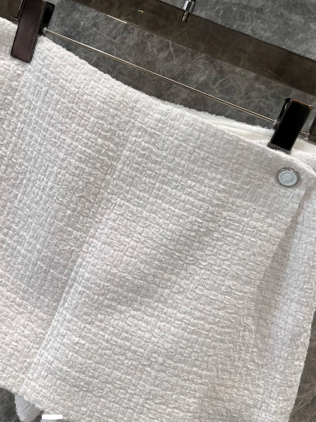 مجموعة تنورة نسائية صيفية 2025 مستديرة Ne Long Sve ort Jaet للتخسيس متعددة الاستخدامات ومضادة للشيخوخة مجموعة عصرية #4