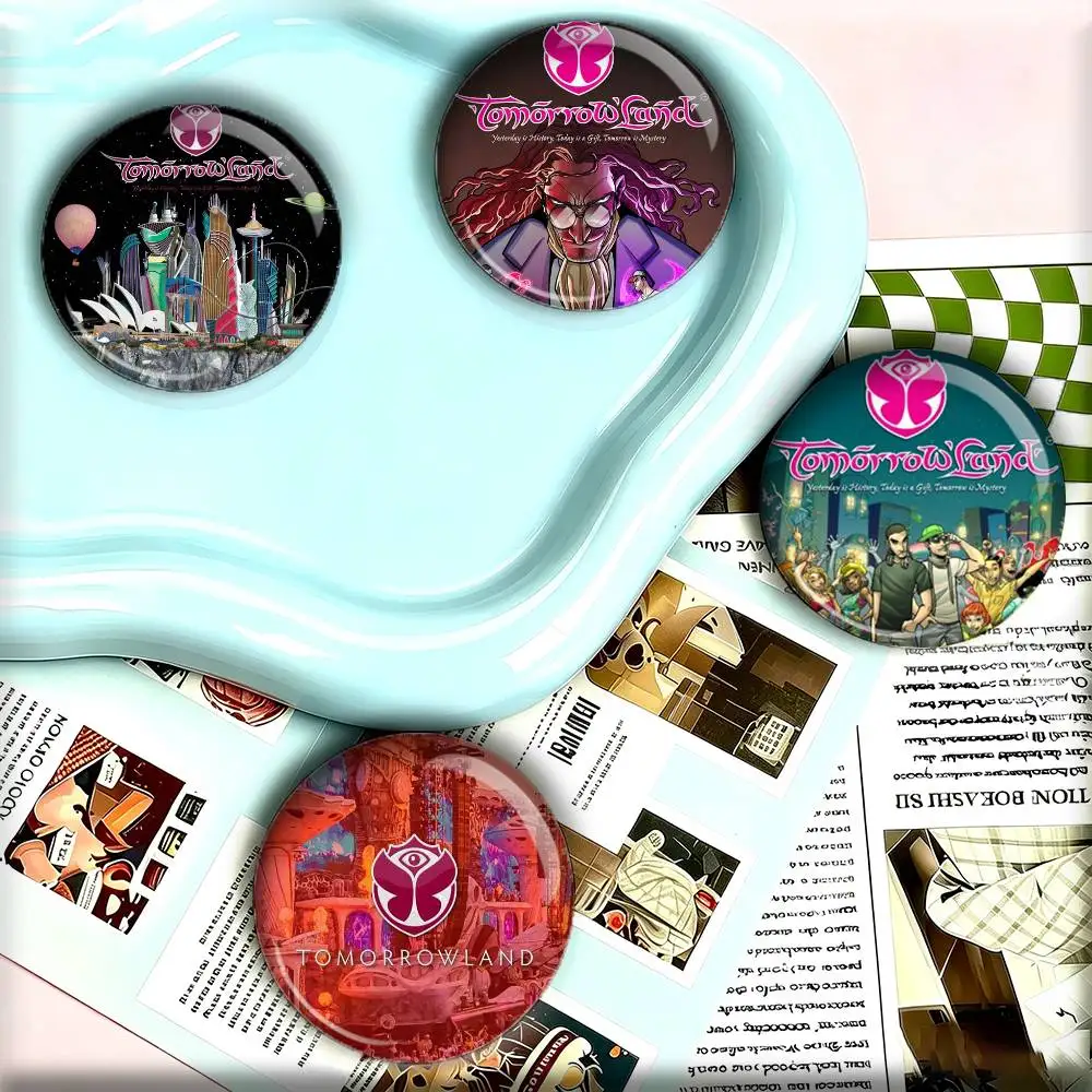 T-Tomorrowland Music 25 32 44 58 75mm Badges Personalized Round Brooches Pins Accessory Gift