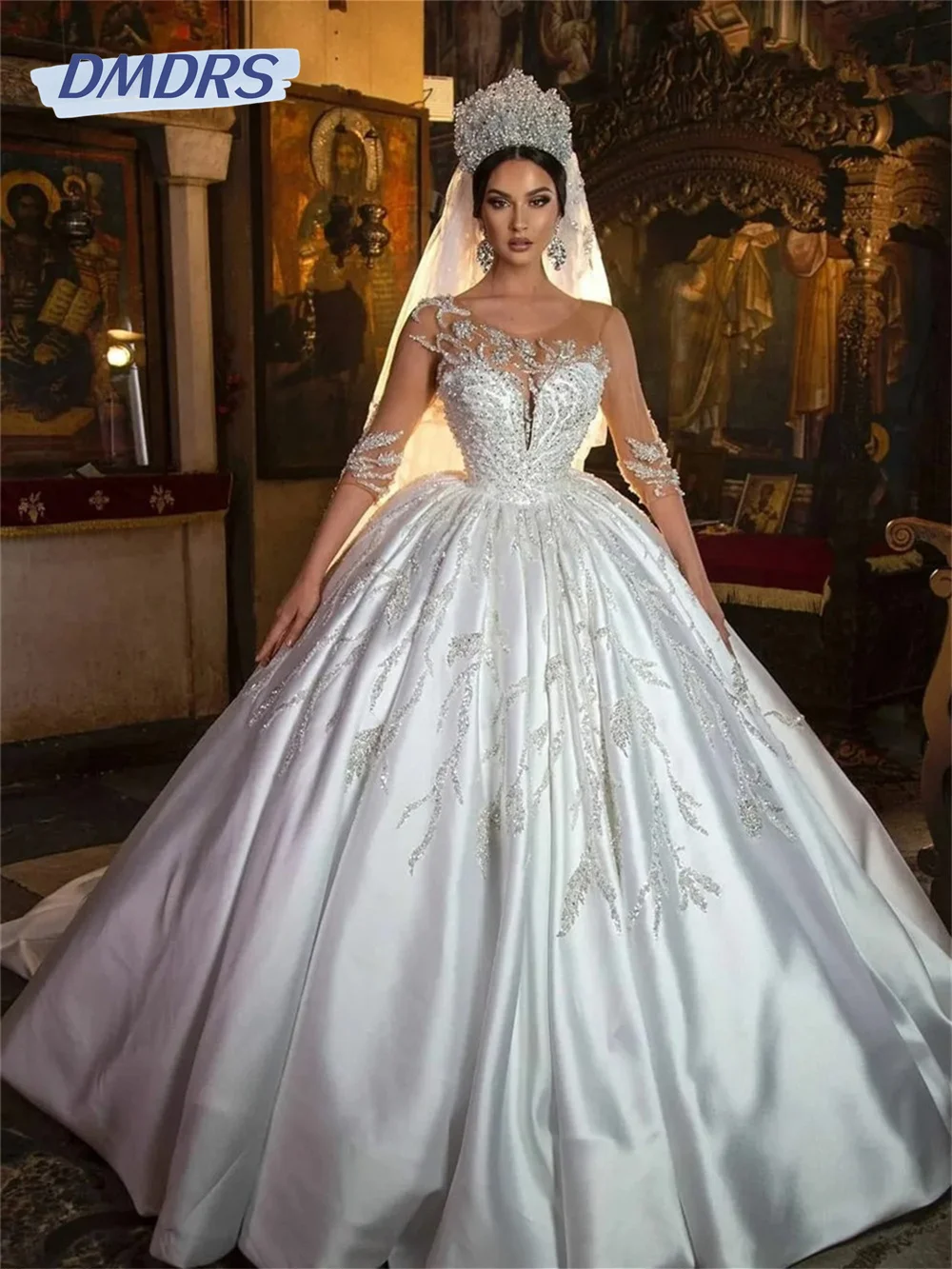 Affascinante abito da sposa senza schienale 2024 Elegante abito da sposa in rilievo Romantico A-line Abito lungo fino al pavimento Abiti da sposa