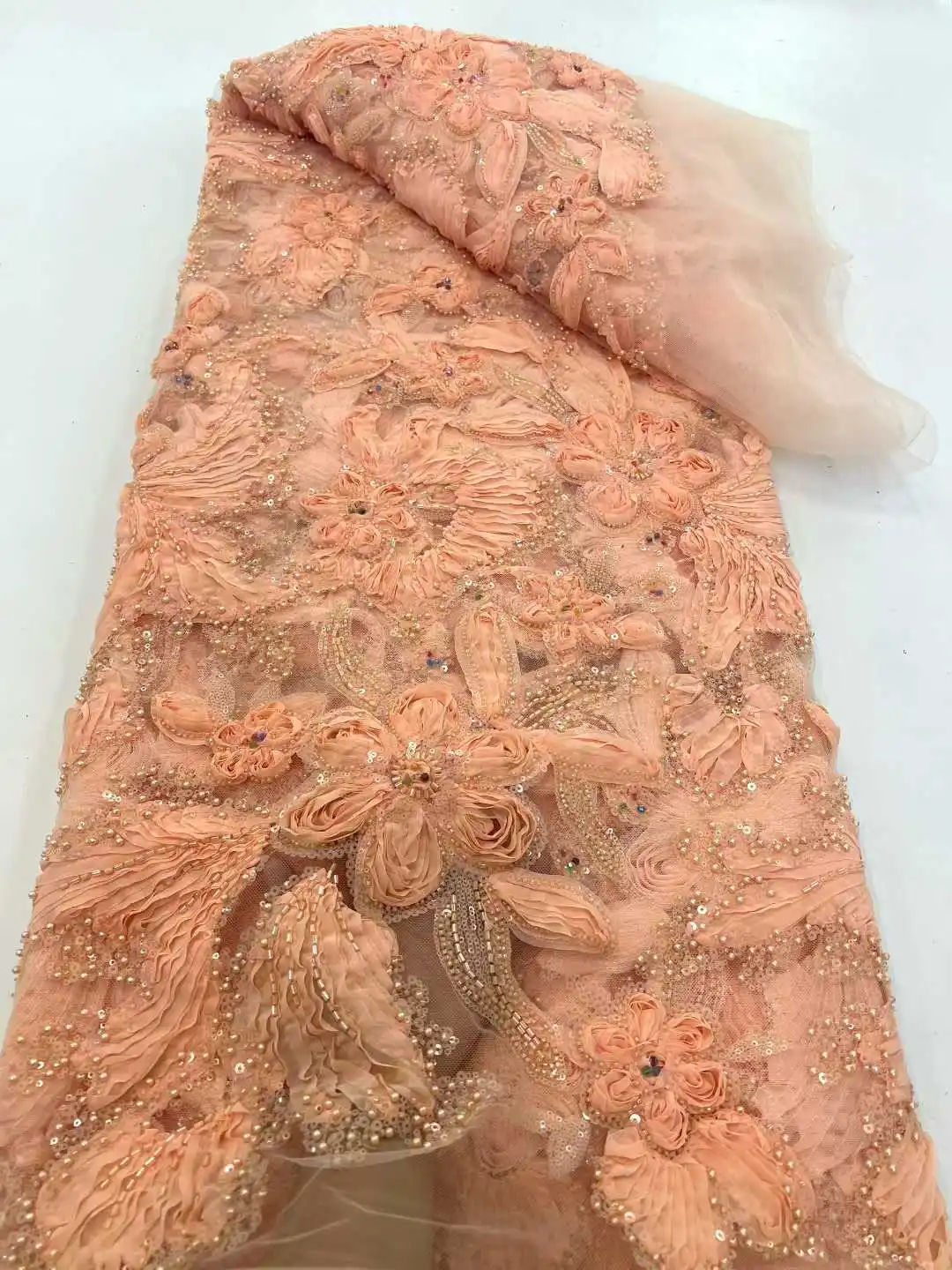 アフリカのレース生地 2026 スパンコール ビーズ刺繍 新郎 ナイジェリアの花嫁 高品質 フランス製チュールレース生地 結婚式用