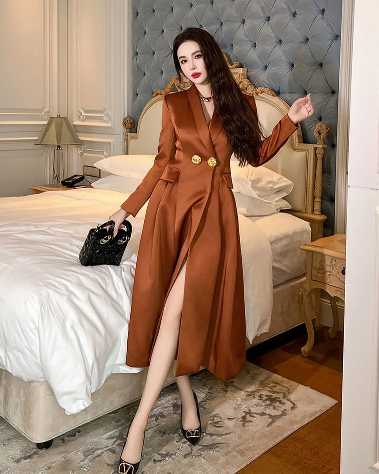 Abiti da sera formali personalizzati con bottoni in raso Temperamento maniche lunghe Abito da cocktail con scollo a V Celebrità su misura G