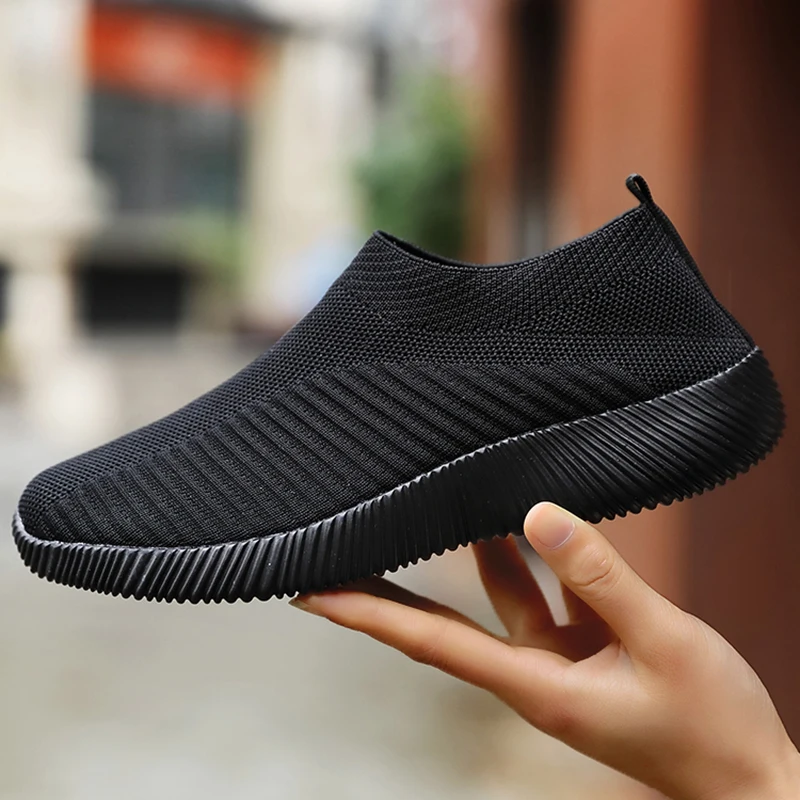 Women\'s Sneakers 2024 New Fashion Casual Shoes Walking Soft Sneakers Women Slip On Breathable Shoes Women Ladies Vulcanize Shoes