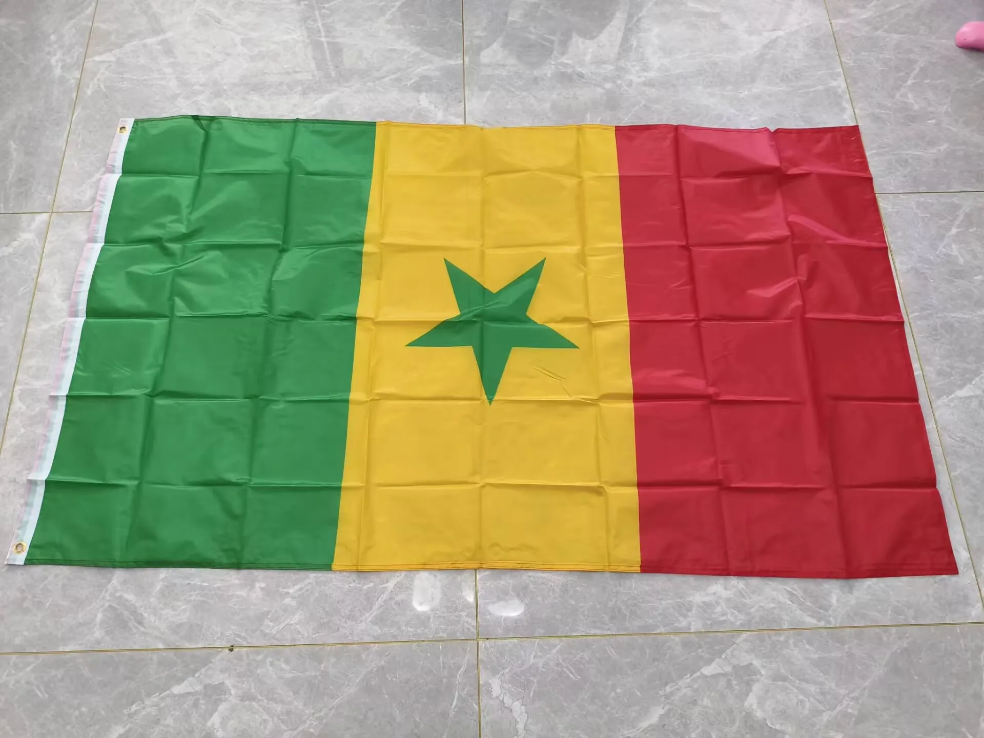 Aerlxembrae    90x150cm Senegal Flag  super Poly Football Flag Indoor Outdoor Senegal Polyester Hanging  banner