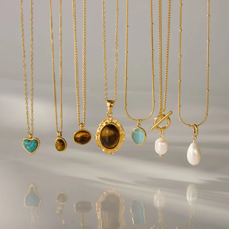 

Women's Titanium Steel Light Luxury Pearl Necklace with Tiger Eye Stone Collarbone Chain Non Tarnish