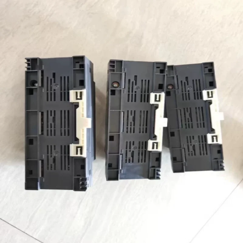 Brand-new, factory-sealed module  NZ2GFCE3N-32D  NZ2GFCE3N-32DT  NZ2GFCE3N-32T  NZ2GFCE-60ADI8  NZ2GFCE-60ADV8