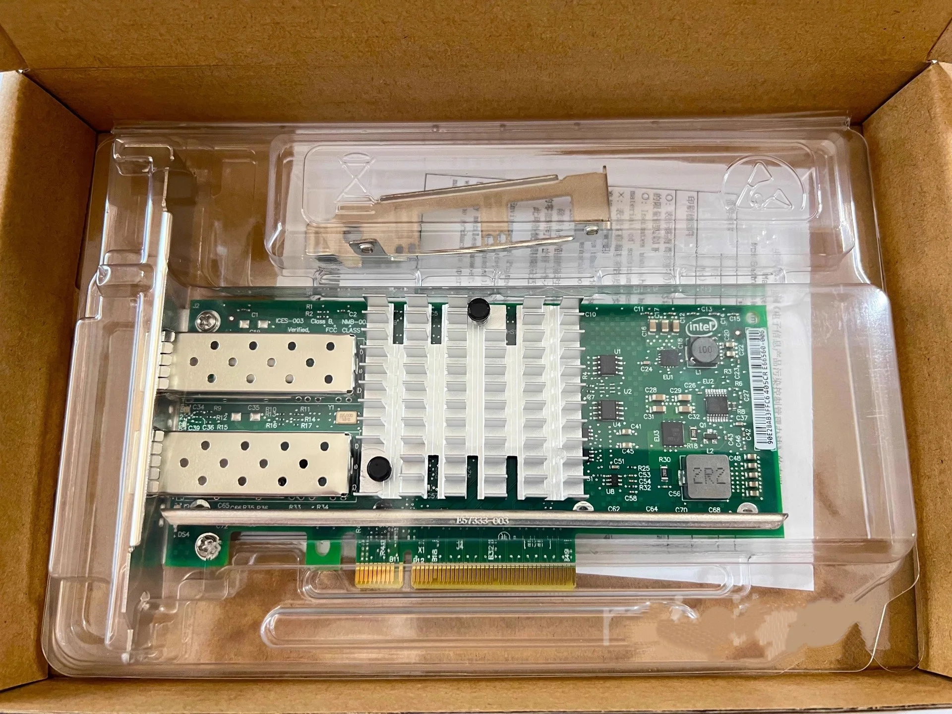 بطاقة شبكة Intel X520-DA2 10 جيجا بايت SFP+ PCI-E NIC، مع شريحة Intel 82599ES، منفذ SFP+ المزدوج، PCI Express X8، Ethernet