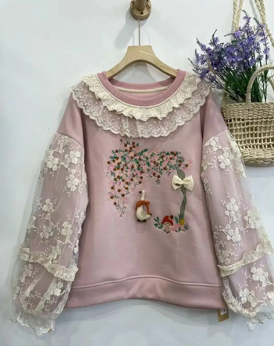 Harajuku Japanese Kawaii Cartoon Embroidery  Sweatshirt Women Pullover Mori Girl Original Long Sleeve Lace Patchwork Pullover