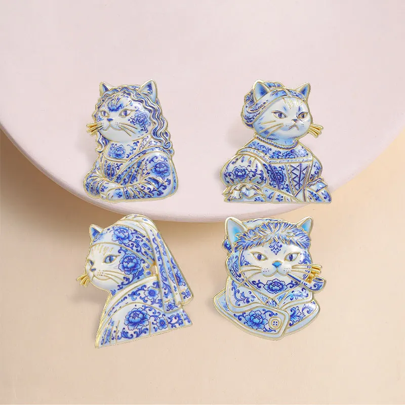 Blue And White Porcelain Cat Enamel Pins Mona Lisa Cat Self-Portrait Kawaii Floral Pattern Cartoon Animal Brooches Jewelry Gifts