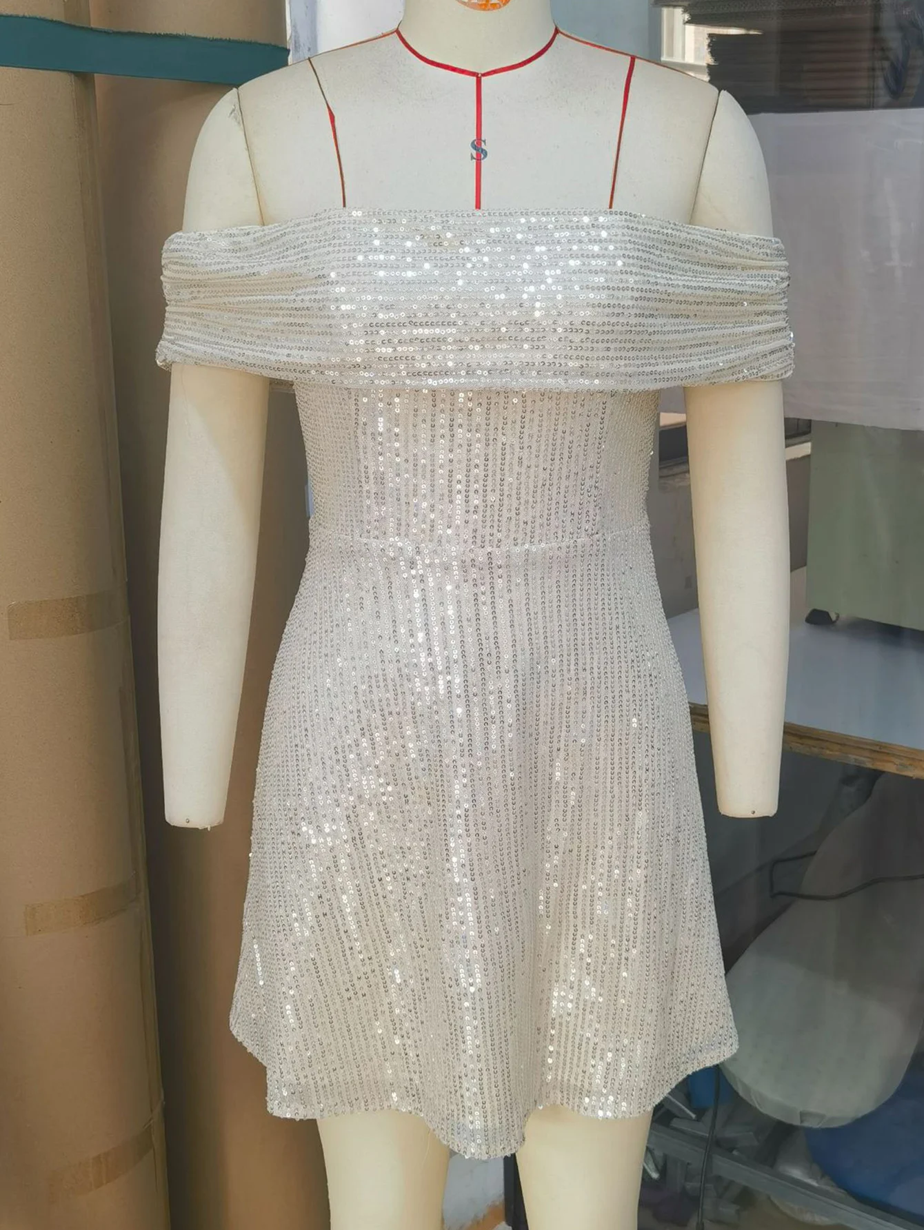 Sexy rückenfreies Pailletten-Mini-Sommerkleid für Damen, Club-Geburtstagsparty-Kleider, 2025, Frau, eleganter Abschlussball, kurze Kleider, Vestidos