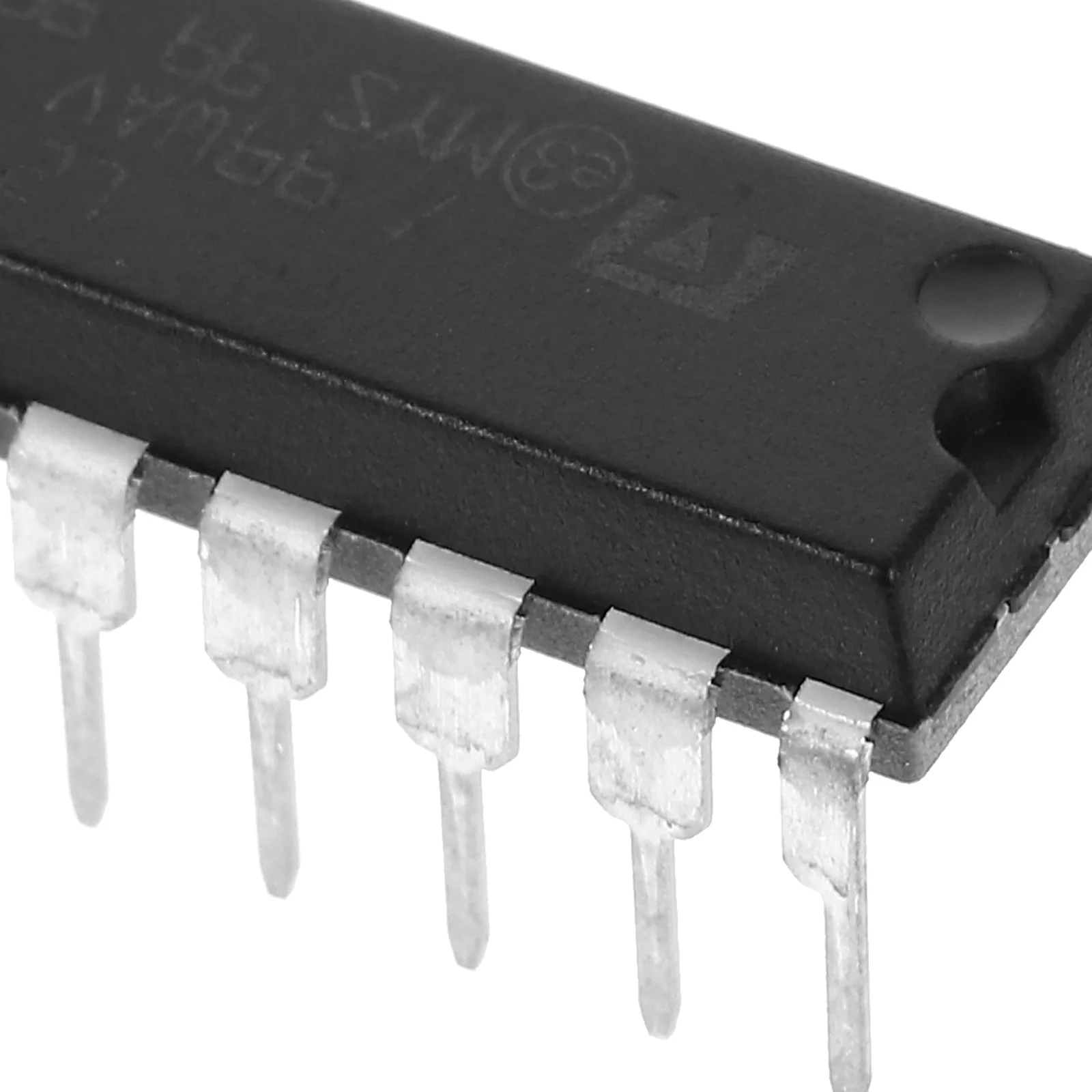 

10pcs L293D Motor Driver Ic Controller 16-Pin Dip Stepper Motor Driver Black 600Ma Channel Output Temperature Protection