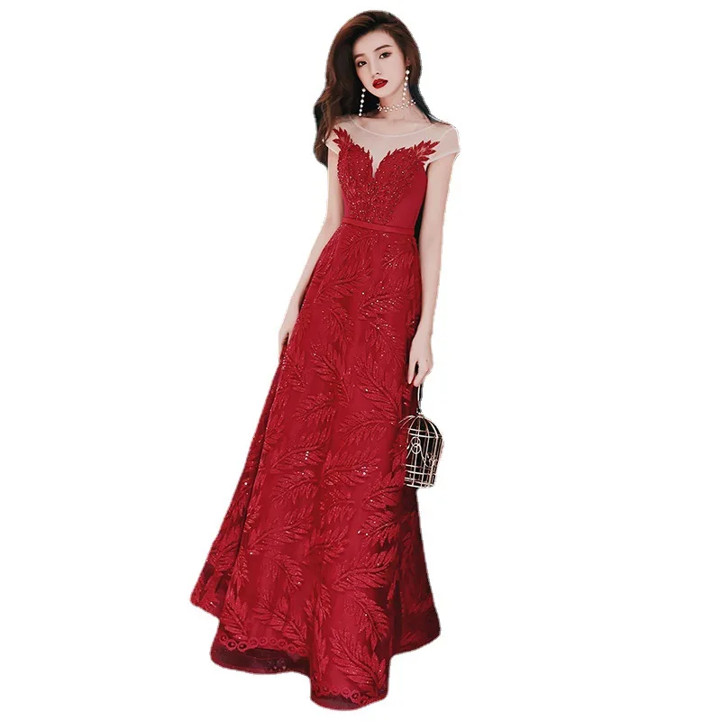 فستان نخب بكتف واحد، فستان زفاف جديد للعروس 2025، نمط طويل مثير للتخسيس، أحمر خمري، يمكن ارتداؤه في أيام الأسبوع