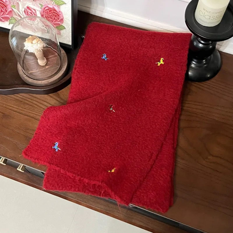 

Winter red Korean-style embroidered pony knit scarf for women, soft and comfortable, warm and cozy for cycling