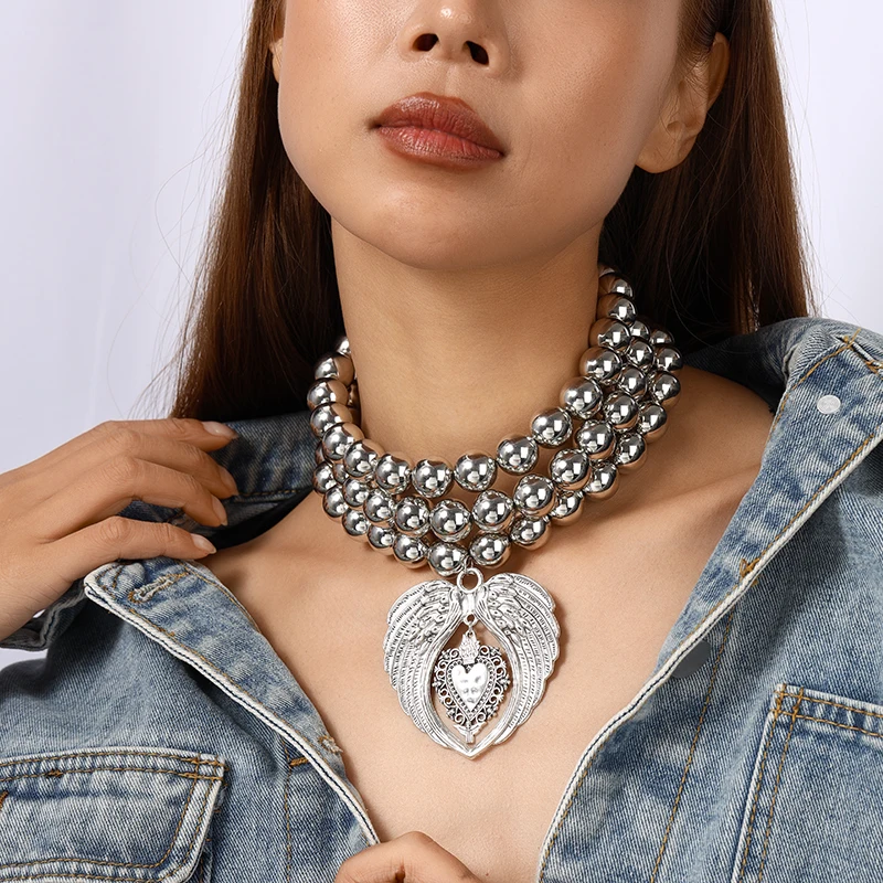 Punk Übertriebene Handgemachte Perlen Halskette für Frauen Metall Flügel Herz Anhänger Choker Halskette Mädchen Party Festival Schmuck Geschenke – Detail 2