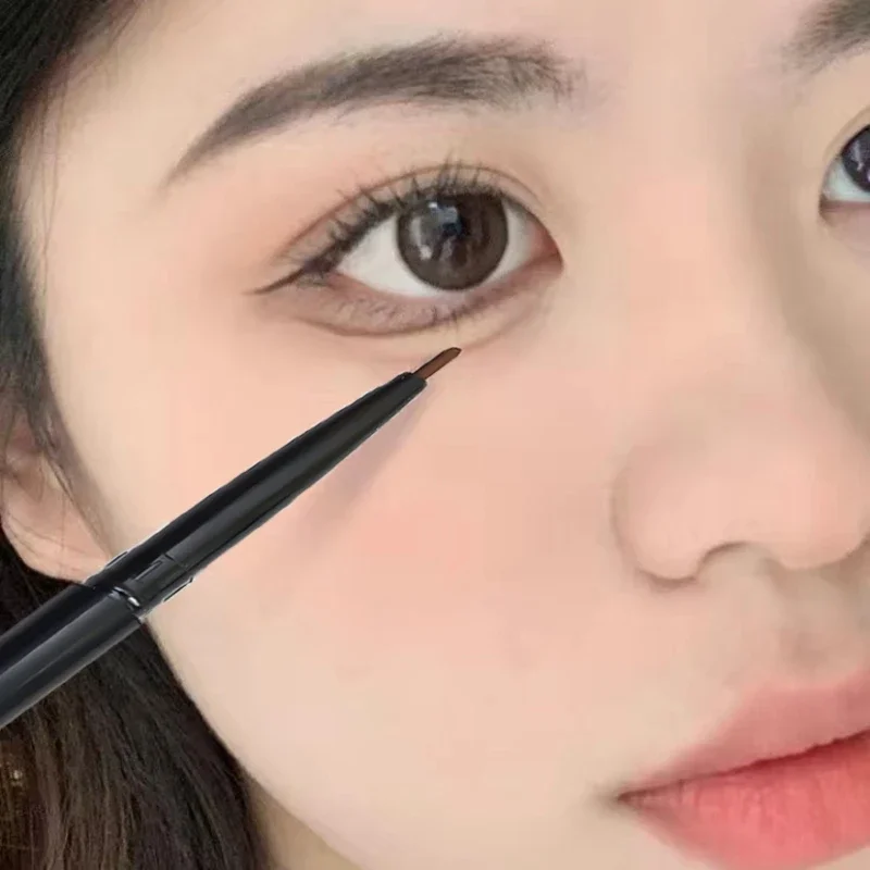 Matita per Eyeliner impermeabile marrone nero matita per asciugatura rapida a lunga durata liscia non Blooming Matte Eye Makeup cosmetici di bellezza