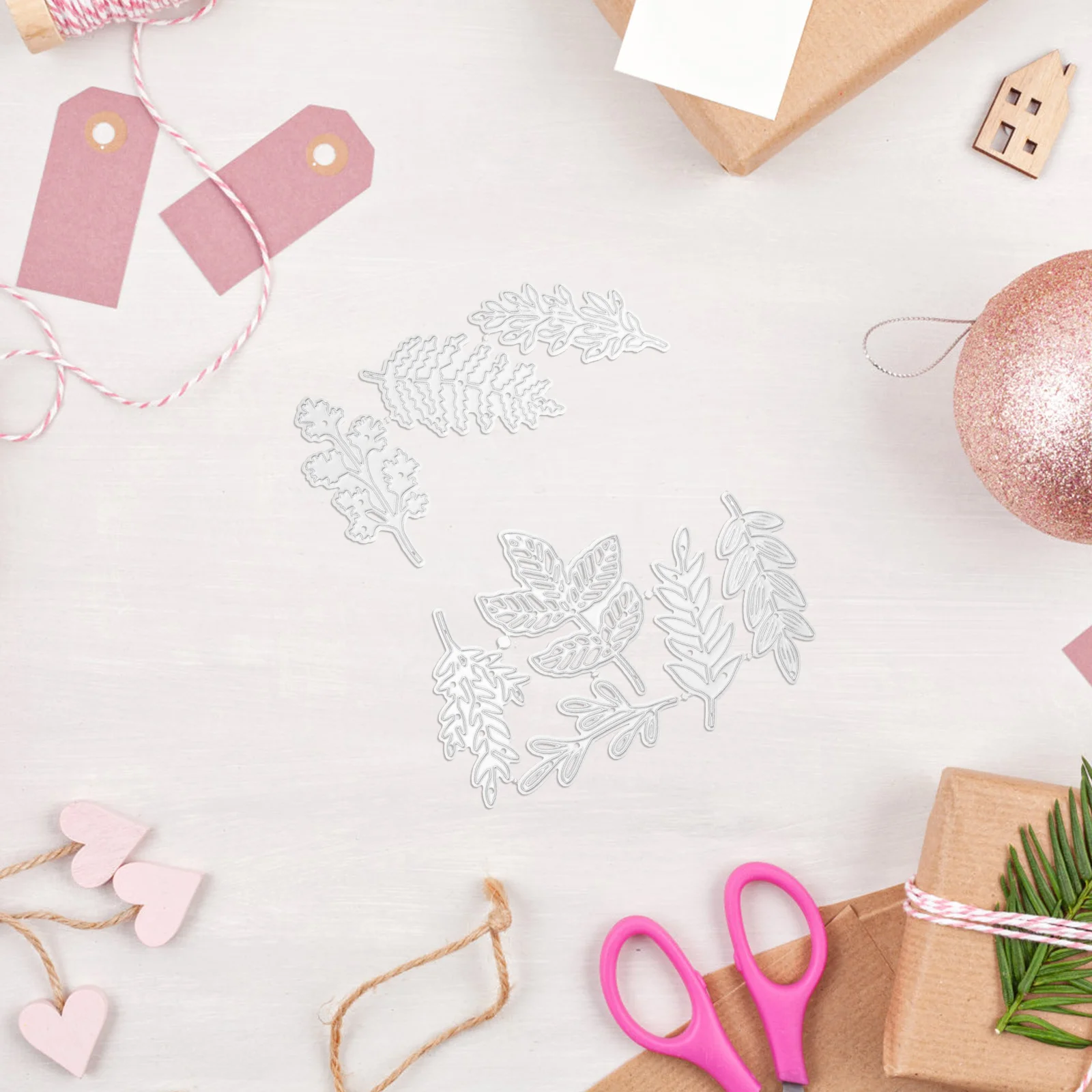 

Leaf Design Cutting Dies DIY Craft Stencil Metal Die Cuts for Greeting Cards Holiday Gifts Paper Crafts Cutting Dies