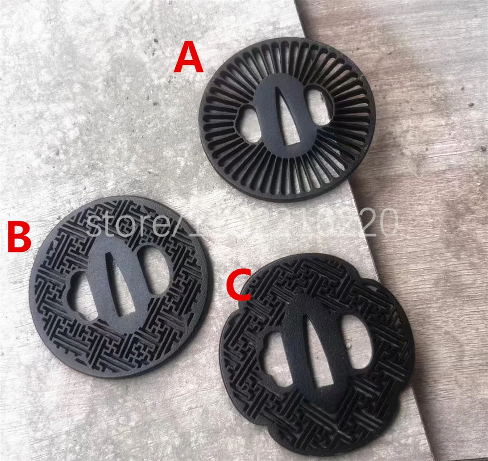 Very Unique Black Steel Carving Tsuba Handguard Iron Guard For Real Japanese Japan Samurai Katana Sword Fittings Accessory New