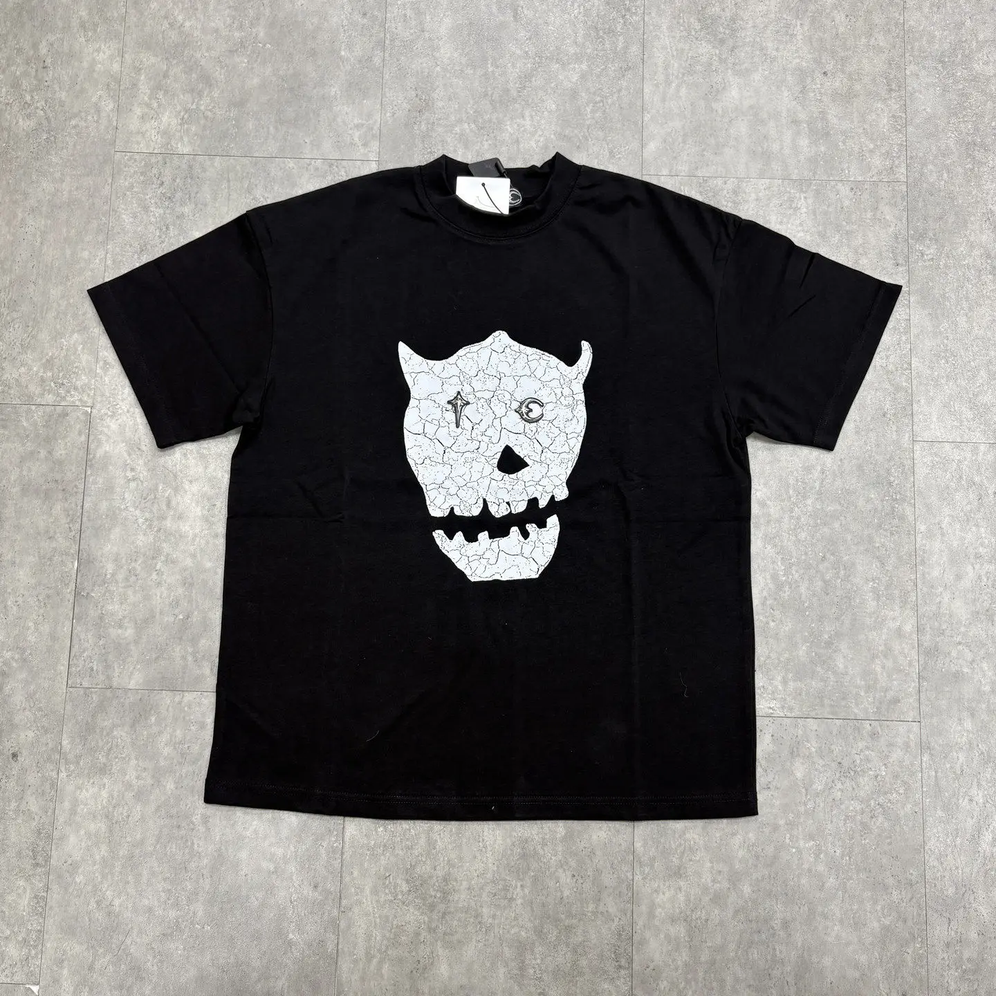Thug Club Crack Skull Star Moon Logo Short Sleeve T-shirt Summer Men Women Loose Black White Tops Tee