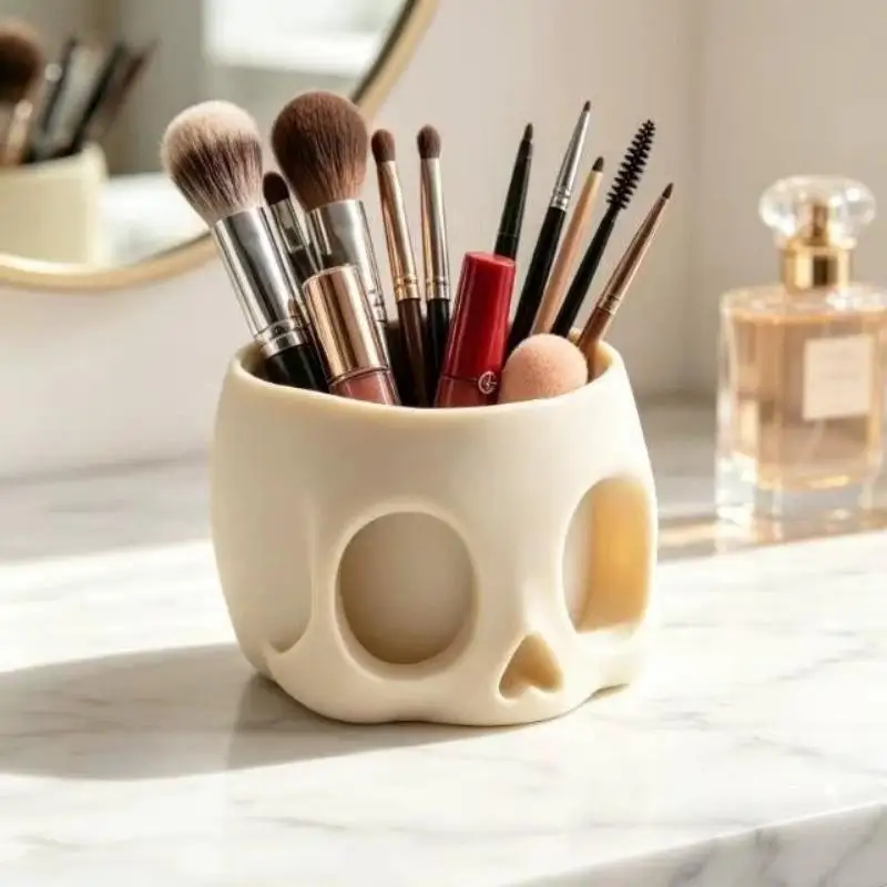 Retro Art Skull Shaped Pen Pencil Holder Home Office Desk Makeup Supplies Office Organizer Accessory Prop