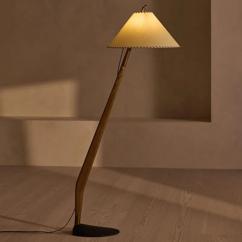 French medieval floor lamp, Nordic modern sofa living room lamp, study bedroom bedside floor lamp