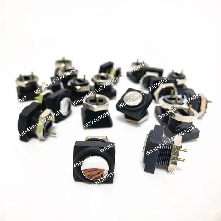 Remote control power switch, pump truck remote control horn start button