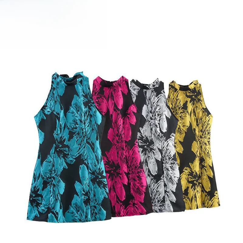 Ele Knot Decorated …