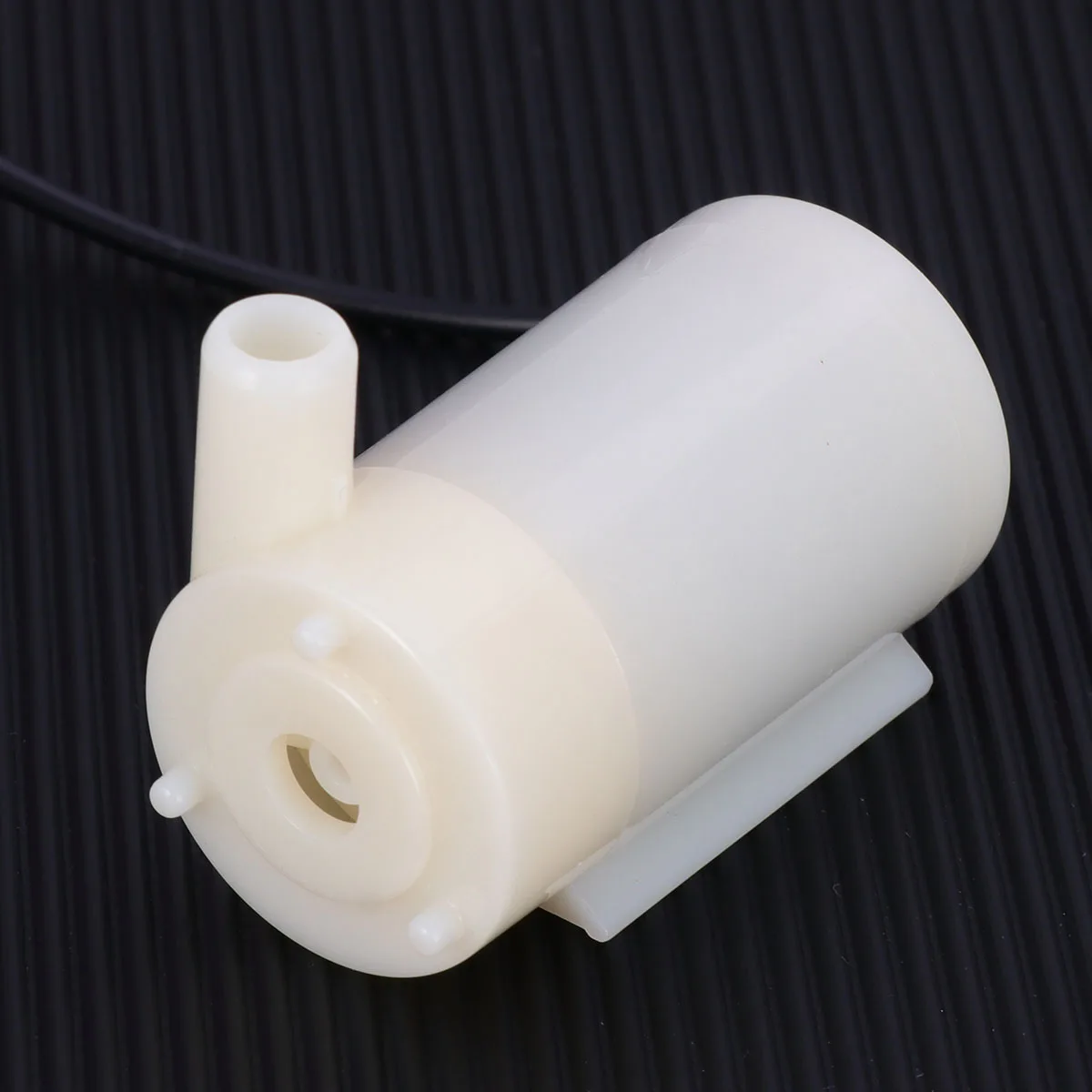 

Micro Submersible Pump Fountain Aquarium Water Pump Dc Motor 1M Cable Black Durable Shell Safe Fish Easy Clean Horizontal