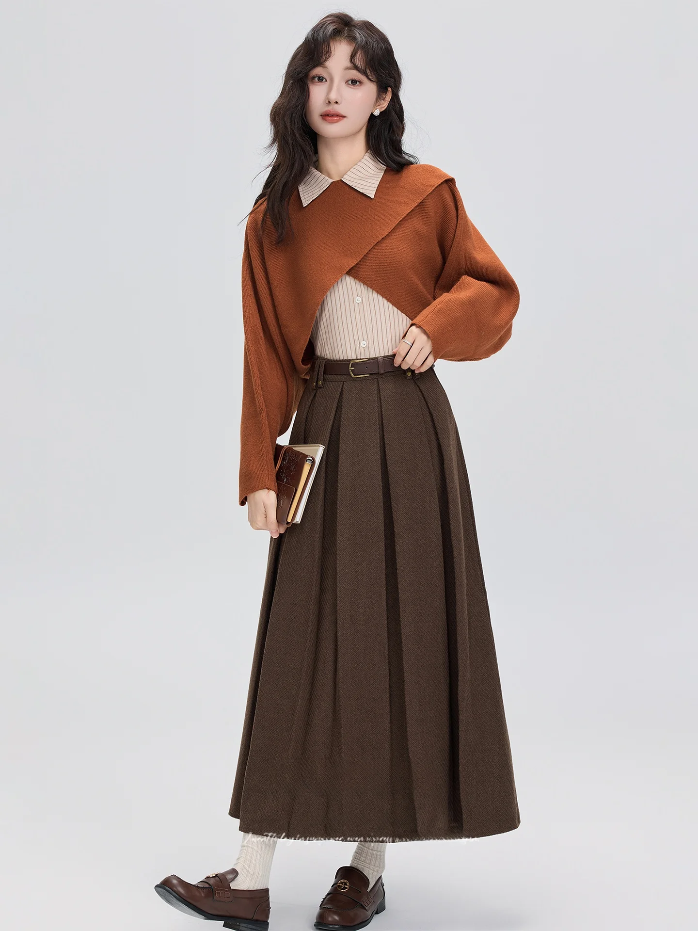 

Women's Early Spring Knitted Cover up Top with f Skirt Tee Piece Set Faionable Casual Workwear High Waist Skirt