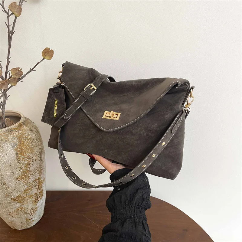 Elegante Casual Damen-Umhängetasche Vielseitige Schultertasche im Retro-Stil Pendler-Tragetasche Weiches PU-Material Mittlere Größe – Detail 19