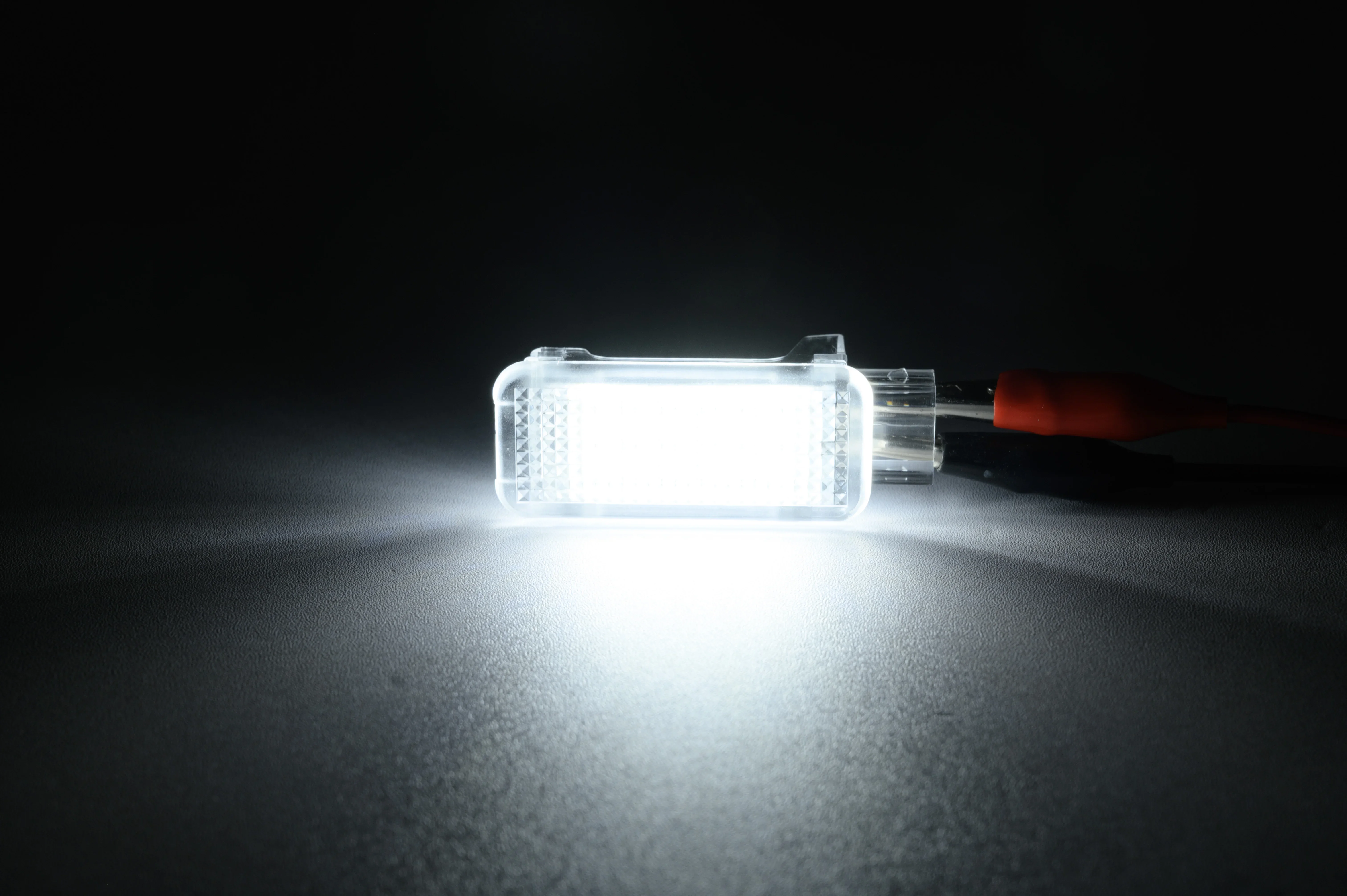 2 قطعة ل 2016-2024 أودي A4 S4 B9 سيدان S4 B9 سيدان A3 S3 RS3 8Y Q2 Led مقصورة الأمتعة الداخلية مصباح إضاءة صندوق السيارة ث/الأسلاك تسخير #2