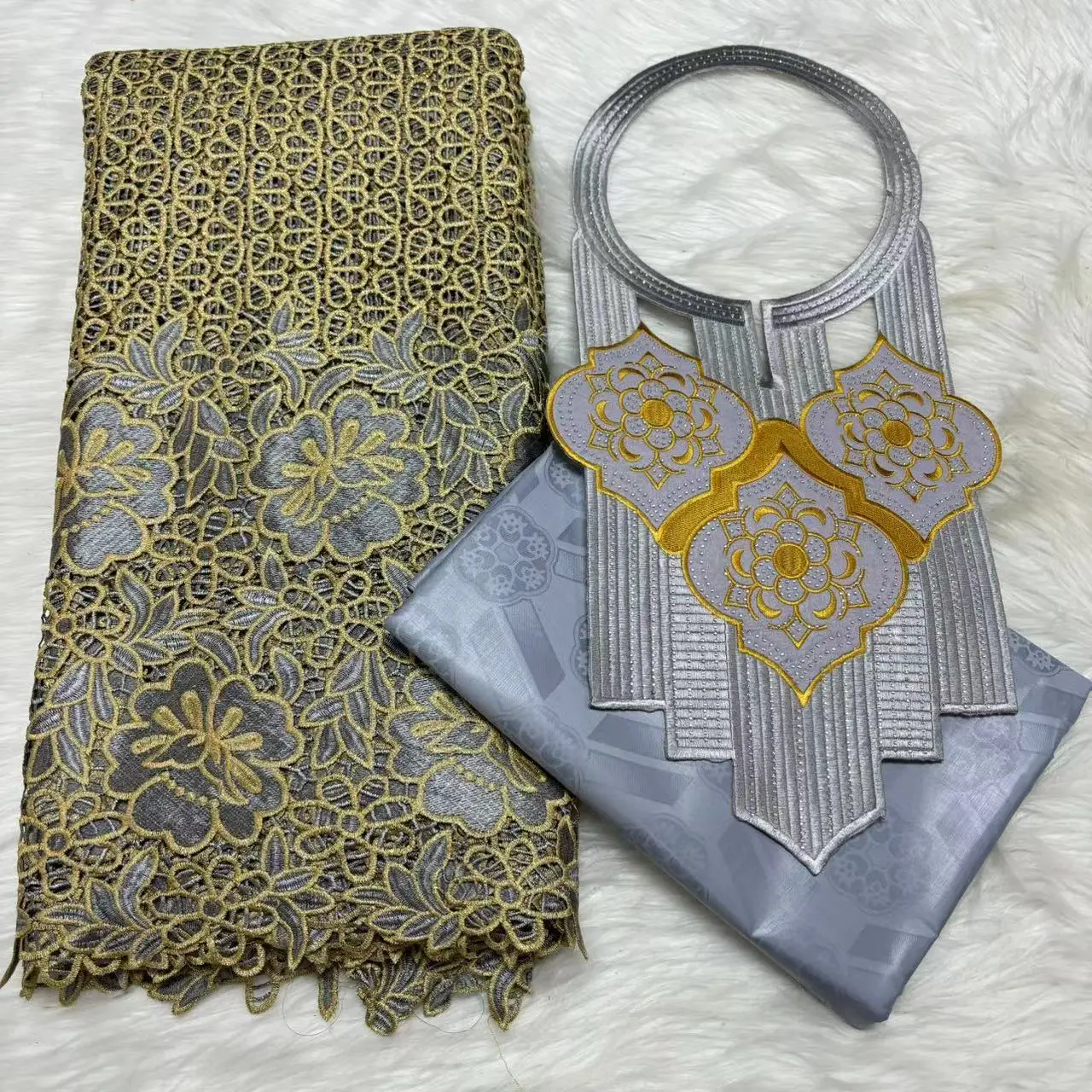 

Новейшая высококачественная парчовая ткань Bazin Riche 2,5 ярда + 2,5 ярда хлопкового шнура, кружевная ткань с воротником, комплект для модного платья