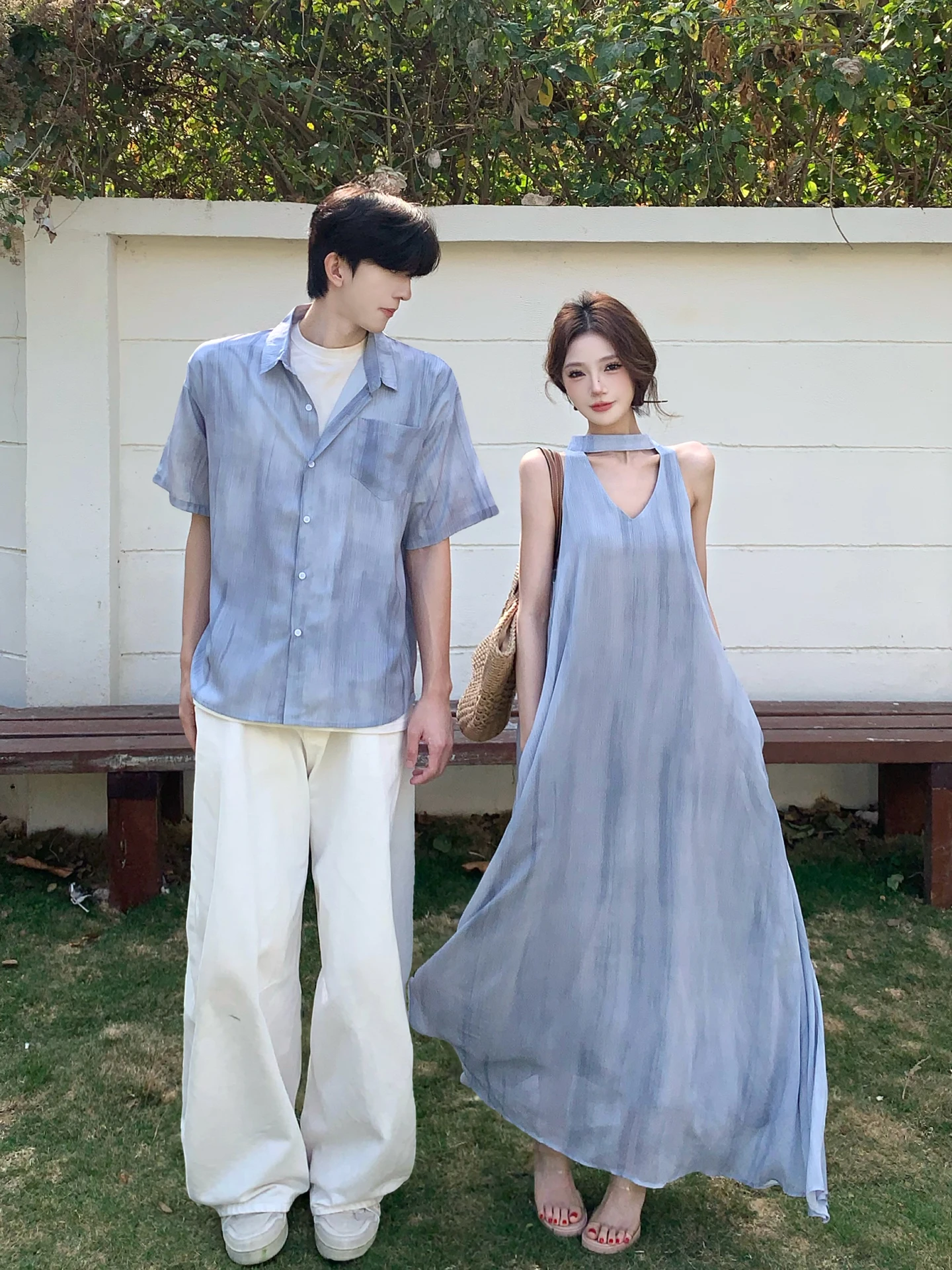 

Couples Summer Short Sleeve Shirt Men Beach Vacation Style Long Skirt Thin Veil Hanging Neck V-neck Dress One Skirt One Shirt